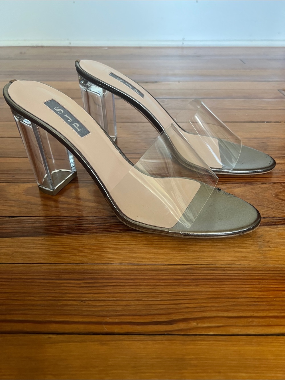 SJP Sarah Jessica Parker Clear Lucite Block Heel Sandals Made In Italy EU 42